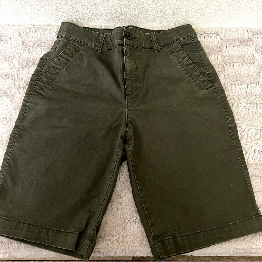 GAP Women’s Dark Green Flat Front Shorts